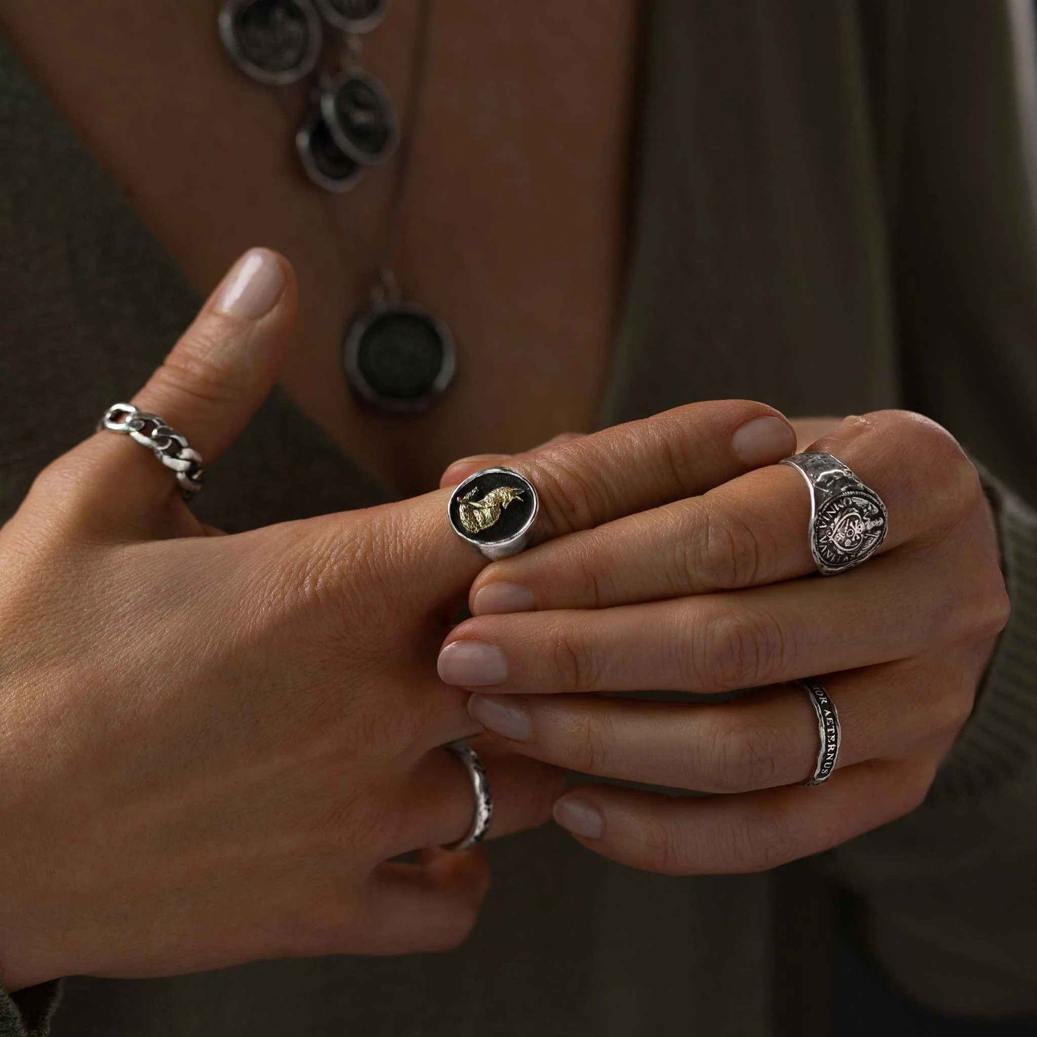 Know Thyself Poesy Ring - Image 3