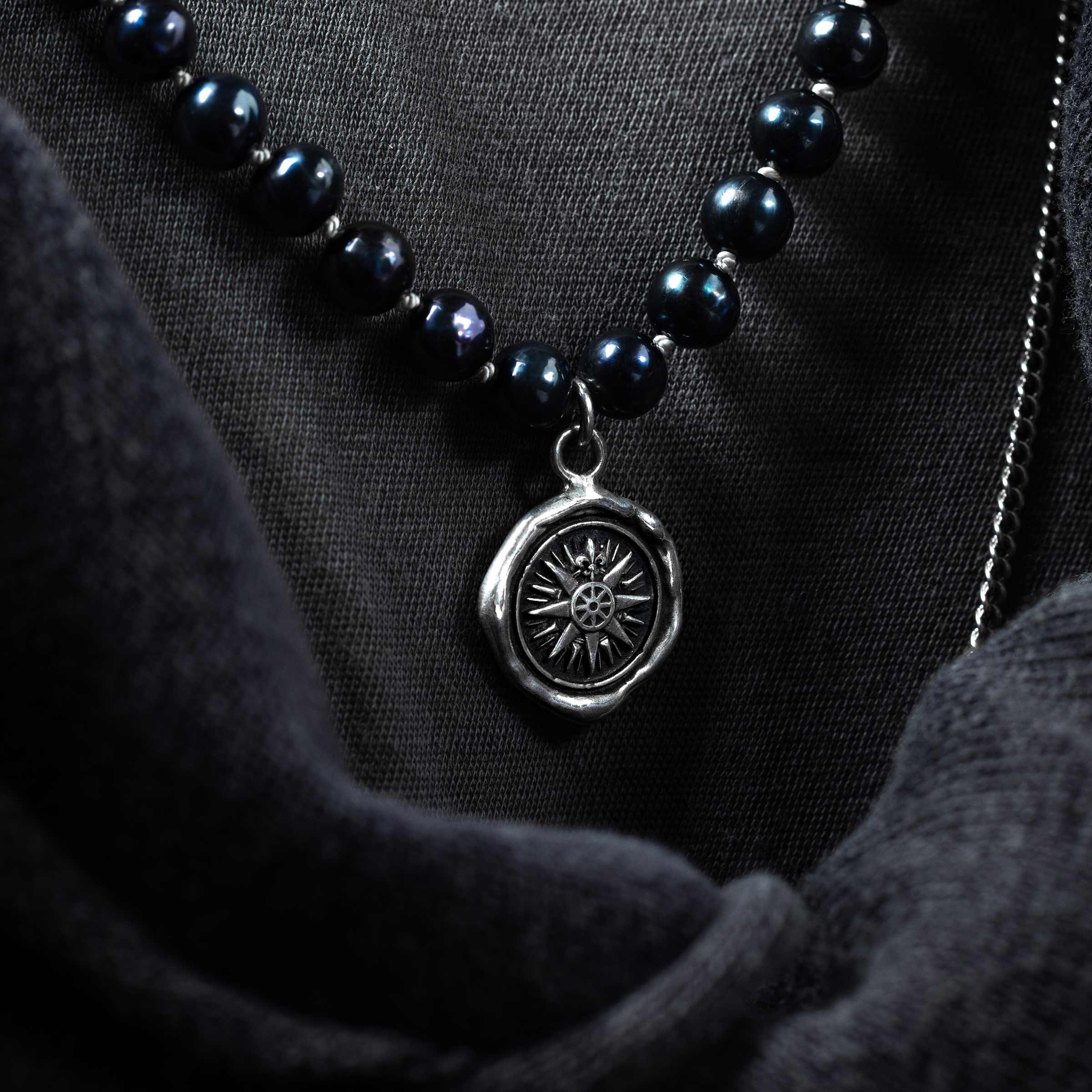 Direction Freshwater Pearl Necklace - Peacock Black - Image 4