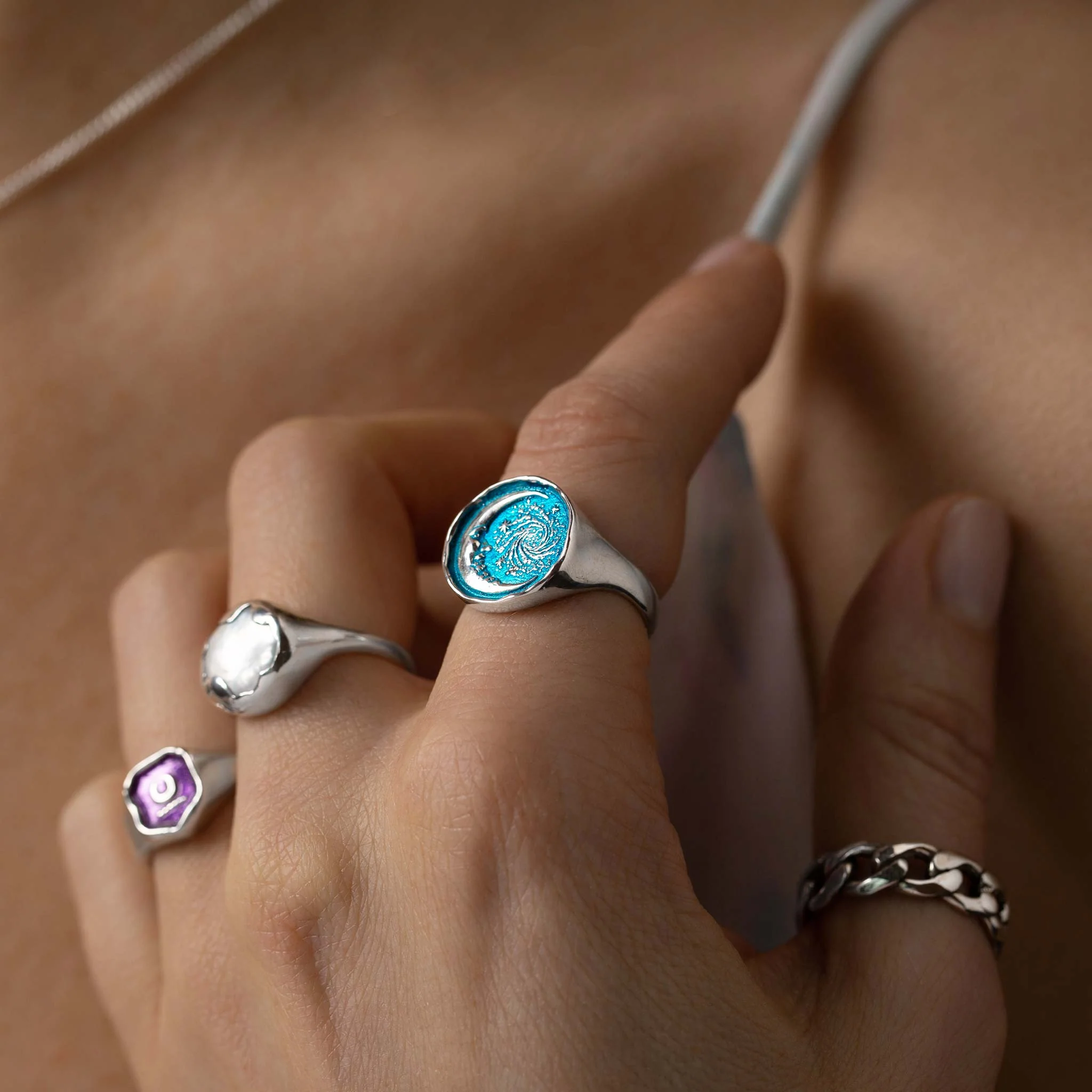 Ivory Freshwater Pearl Signet Ring - Image 3