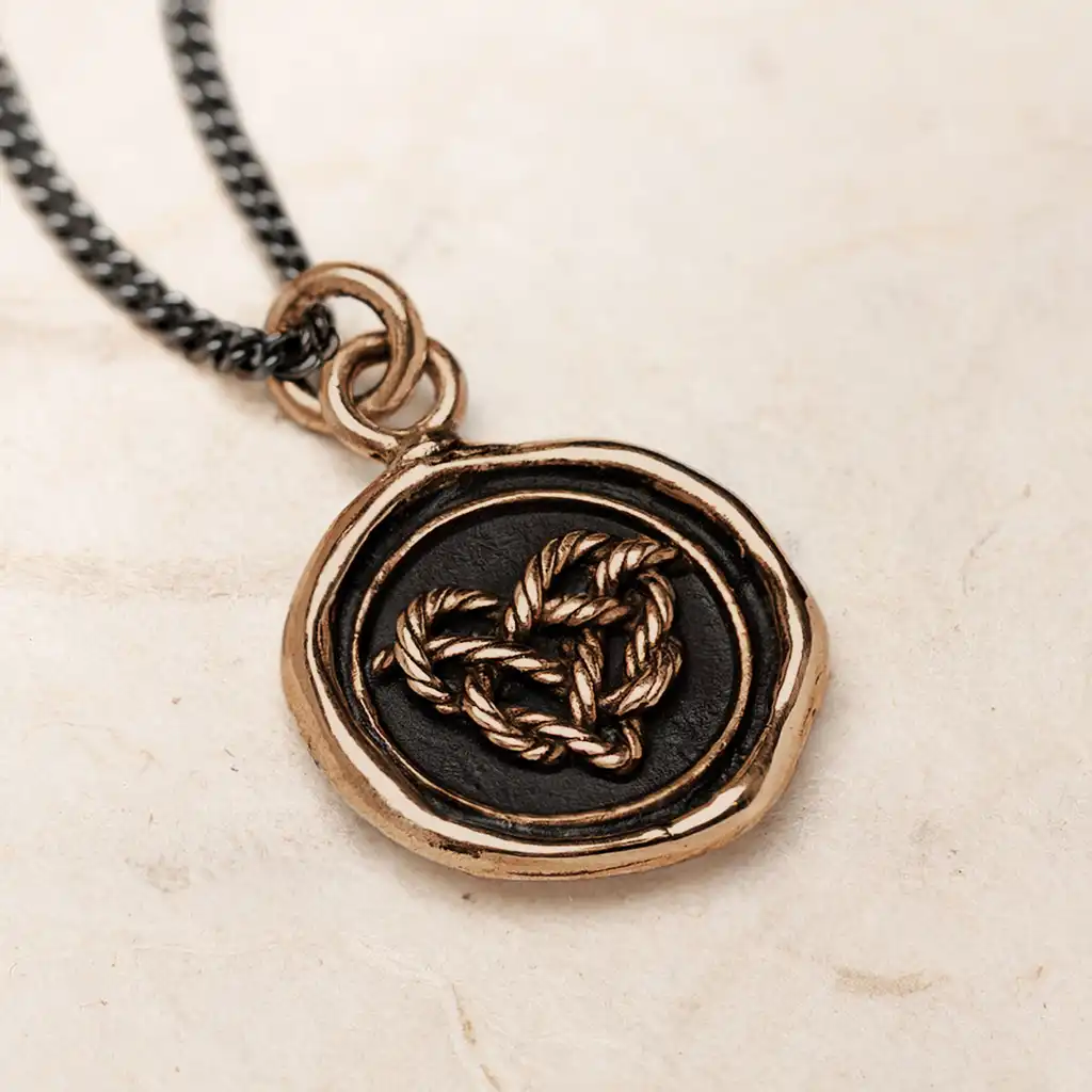 Love Knot - Bronze - Image 4