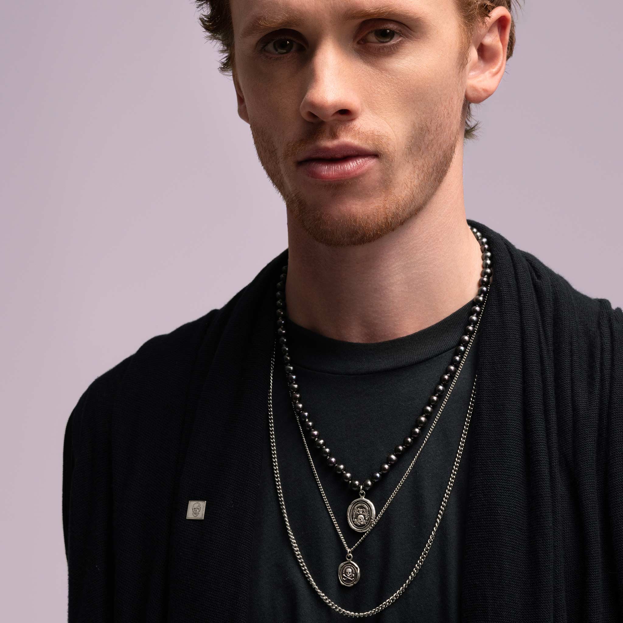 Memento Mori Freshwater Pearl Necklace - Peacock Black - Bronze - Image 3